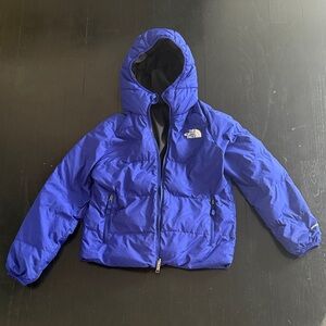 The North Face Kids Revisable Puffer Jacket in Vibrant Blue & Black